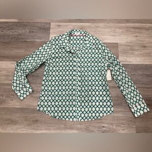 NWT Crown & Ivy White and Green Button Down Long Sleeve Blouse Large